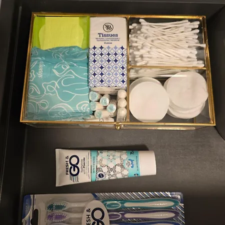 Cozy Apartment, No Parking November To April * 트롬쇠