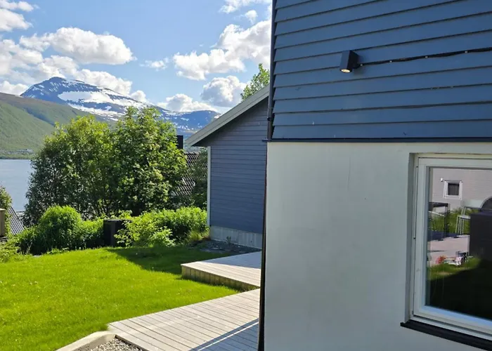 Cozy & Modern - Easy Access To And Airport Tromsø